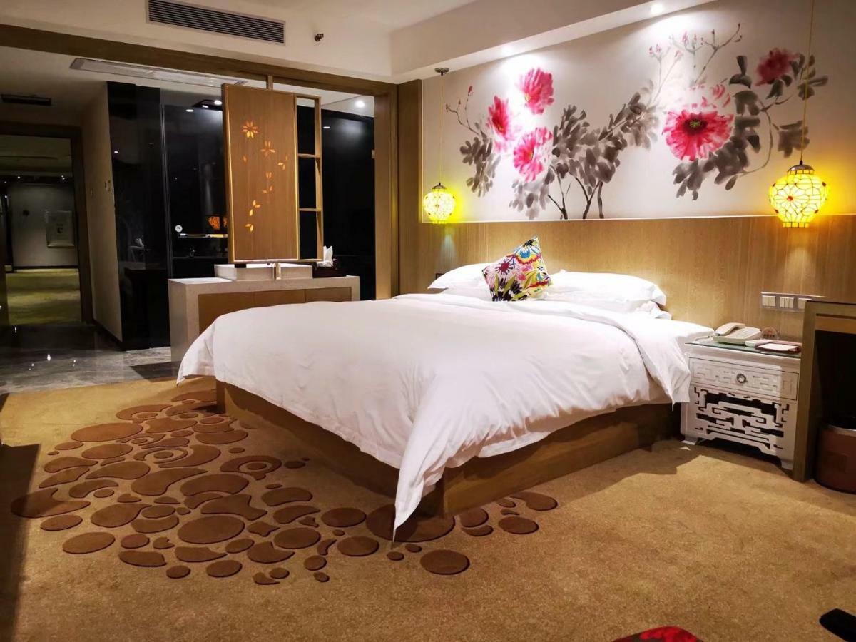 Paco Hotel Beijing Road Pedestrian Street Tuanyida Metro Guangzhou Exterior foto
